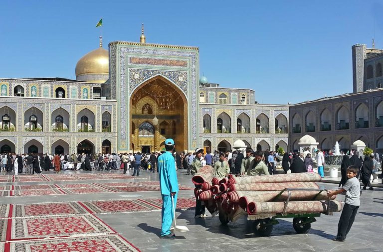 Récompenses Remportées Par Les Nuits De Mashhad mashhad-iran-mausoleo - Irán Turismo